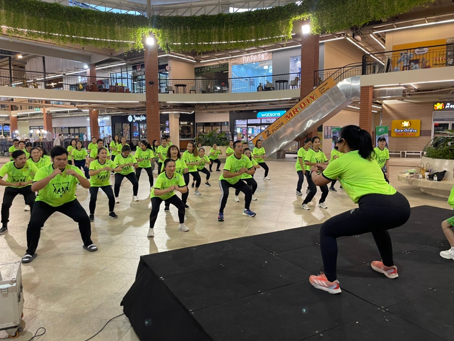 โพทัย วิเชียรรัตน์