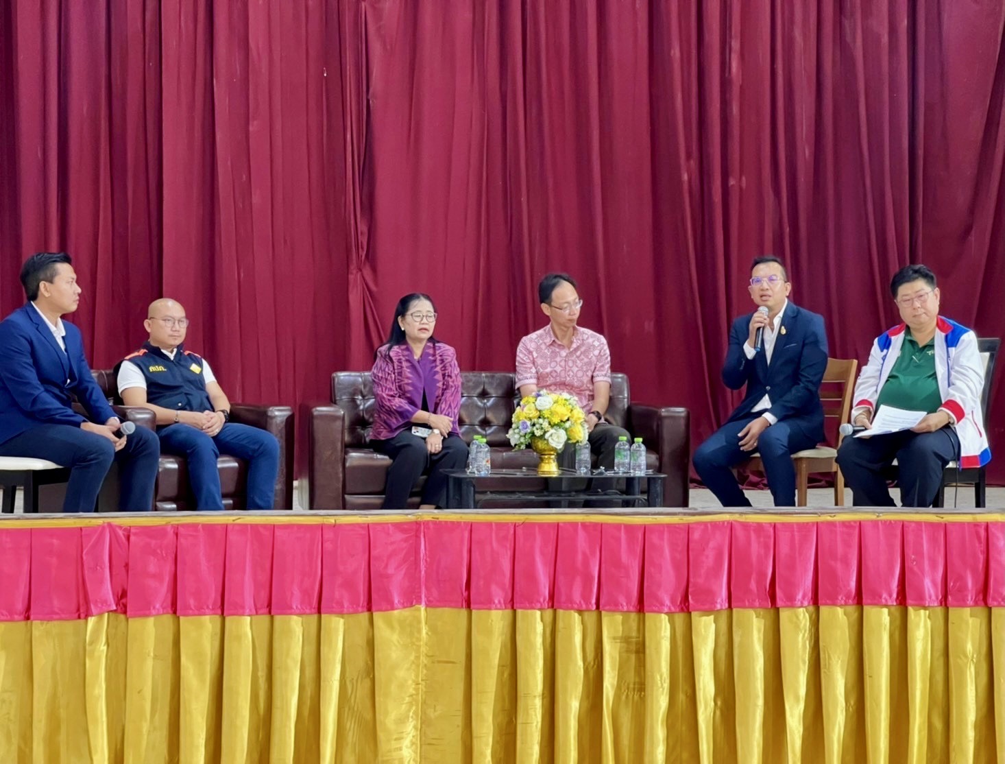 โพทัย วิเชียรรัตน์