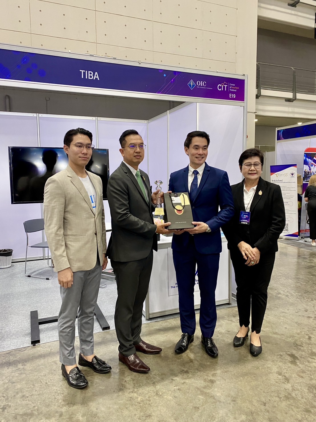 โพทัย วิเชียรรัตน์