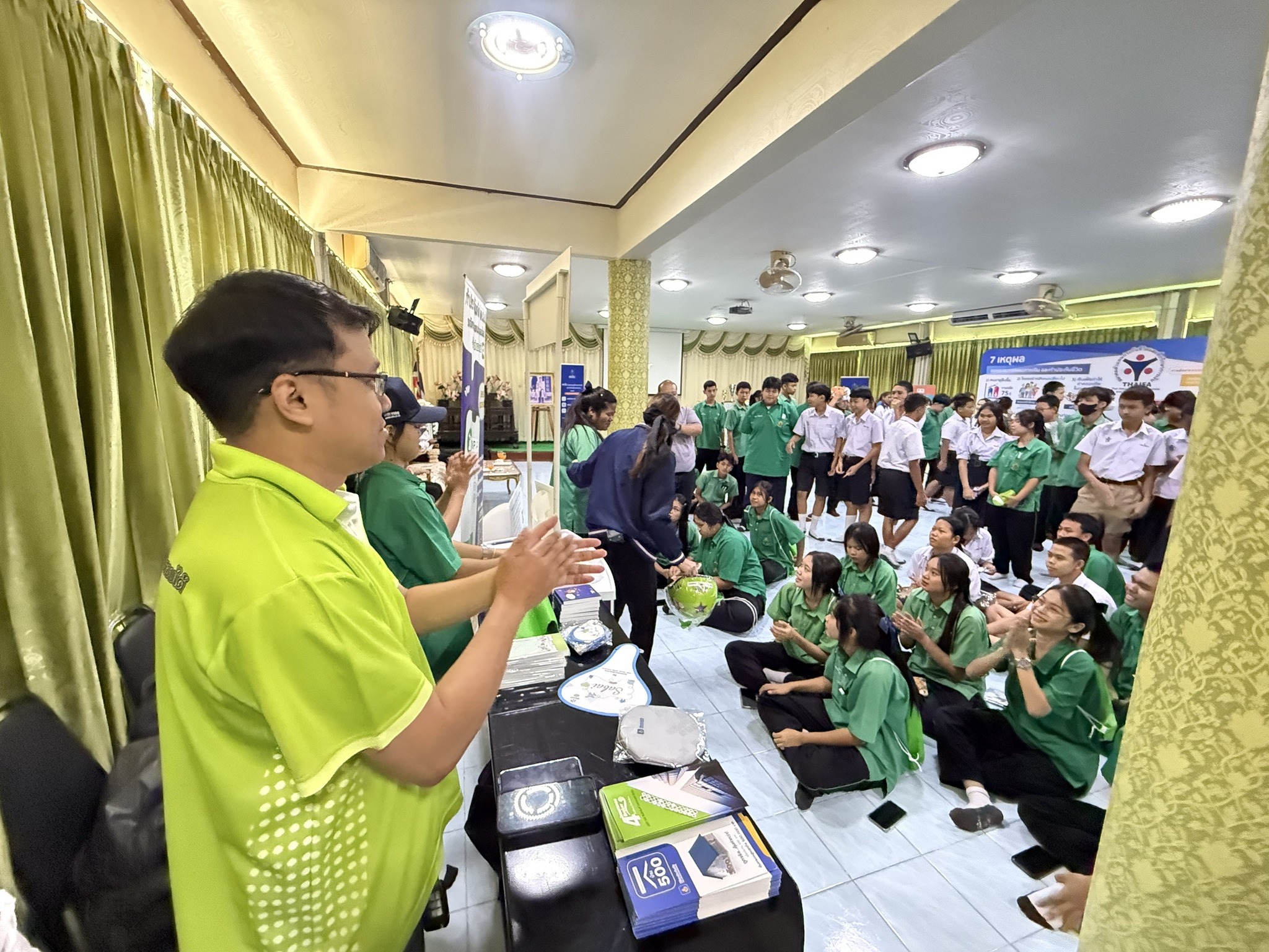 โพทัย วิเชียรรัตน์