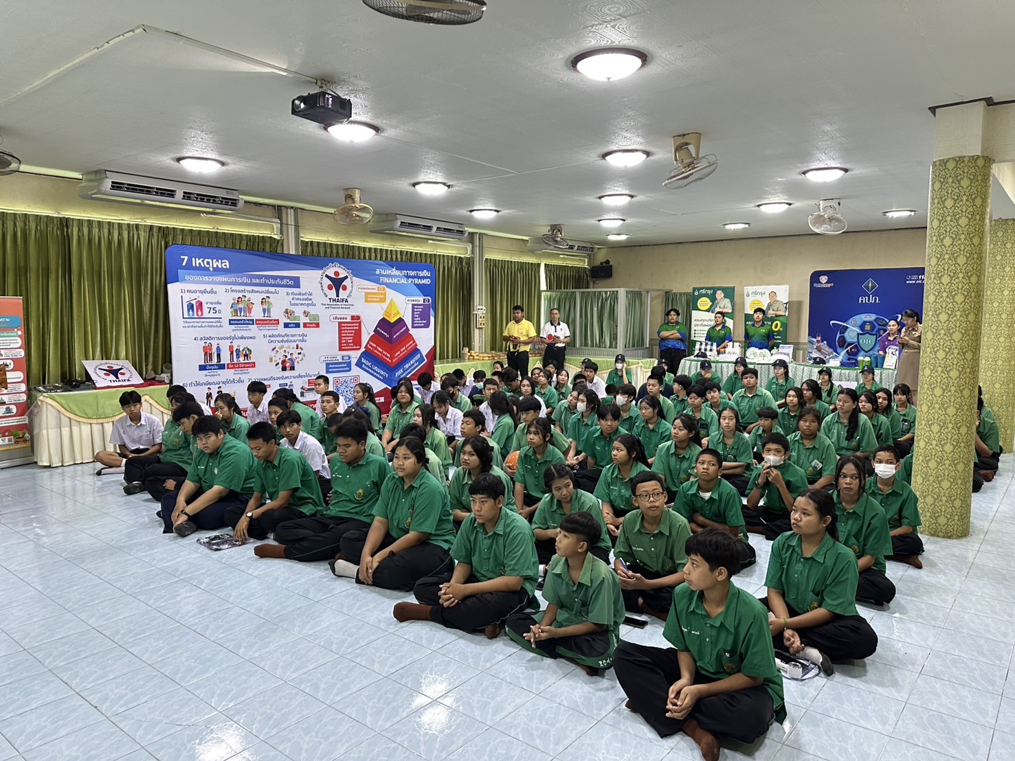 โพทัย วิเชียรรัตน์