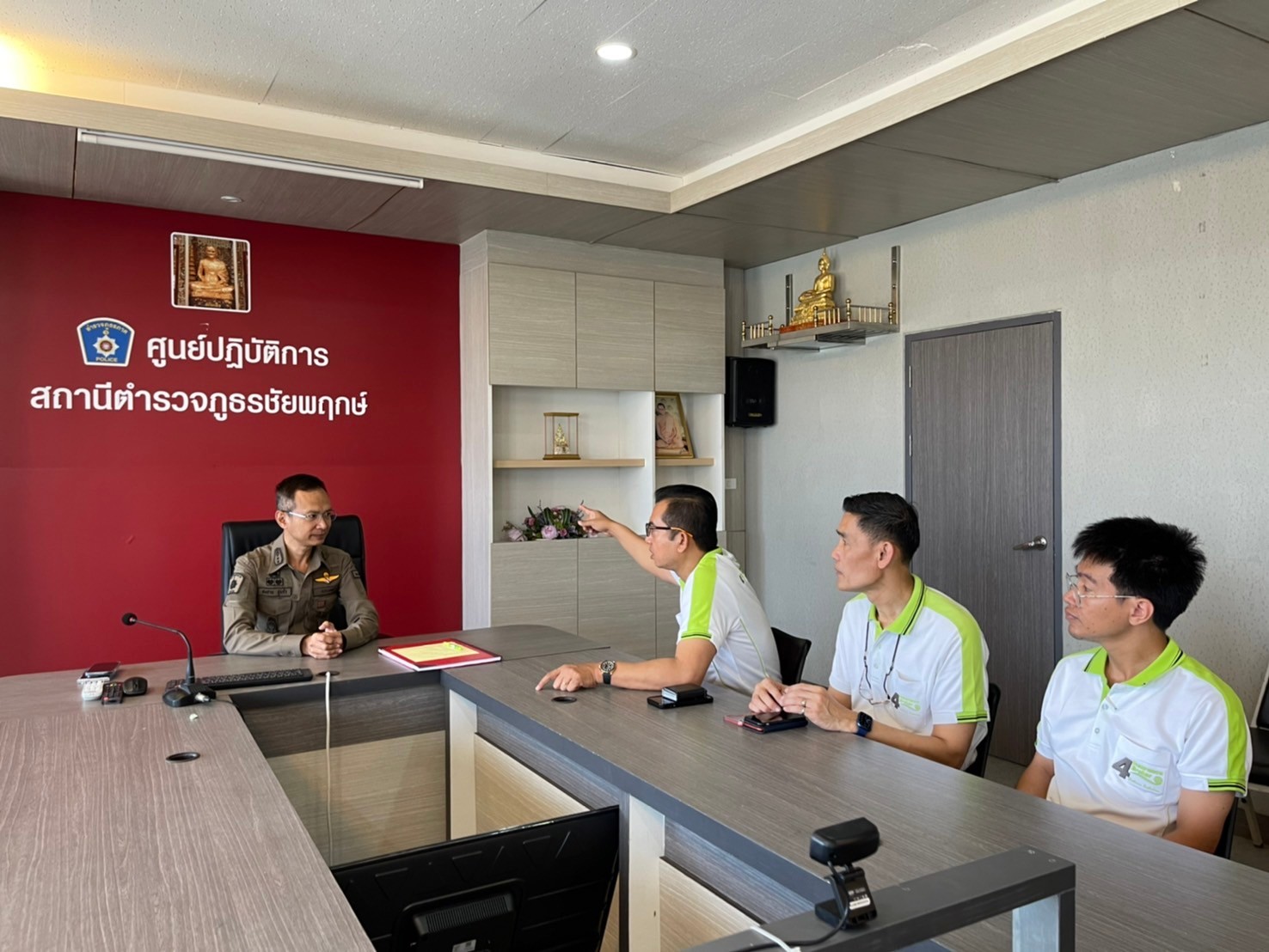 โพทัย วิเชียรรัตน์